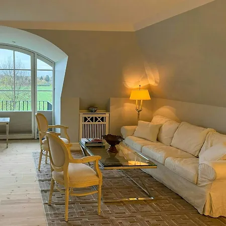 Сasa de vacaciones Manor House Overlooking Fields And Garden *