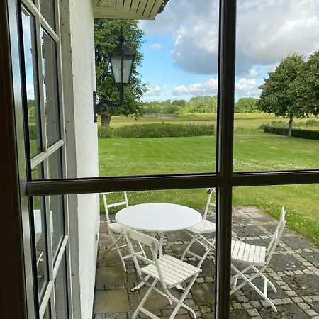 Ferienhaus Manor House Overlooking Fields And Garden *