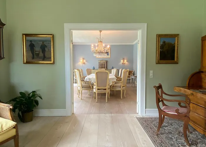 Manor House Overlooking Fields And Garden Дом отдыха Ringe